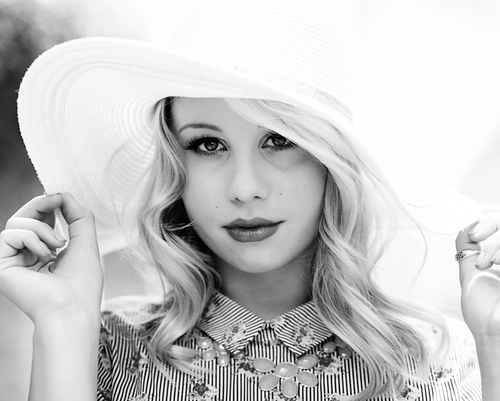 Sandi Model Webe – Telegraph